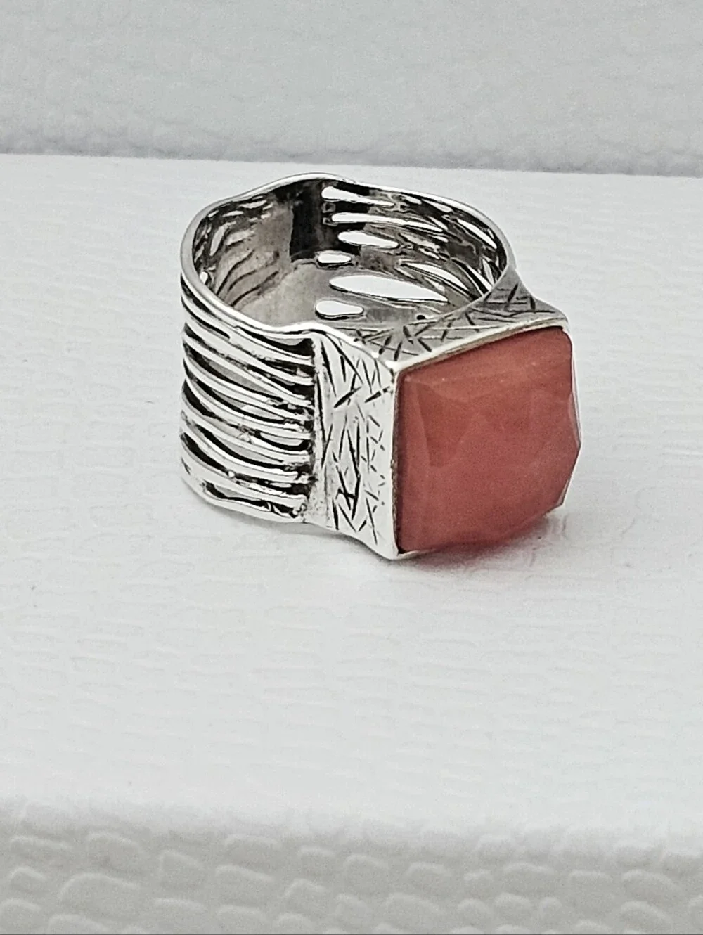 Silpada Sterling Silver Faceted Cherry Quartz Etched Wide Band Ring Size 9-9.25